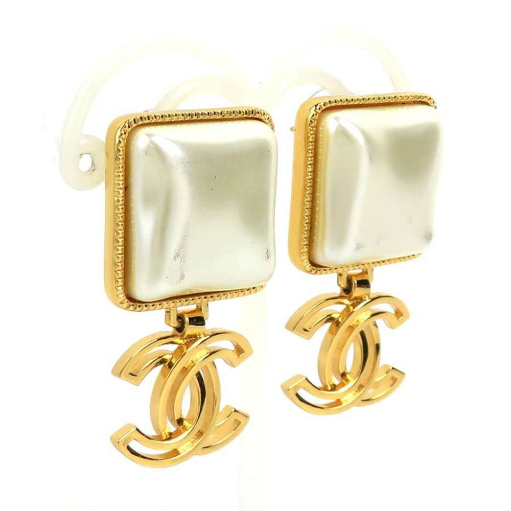 CHANEL Authentic White Pearl Earrings - Picture 2 of 11